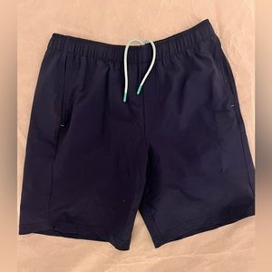 MYLES Everyday shorts